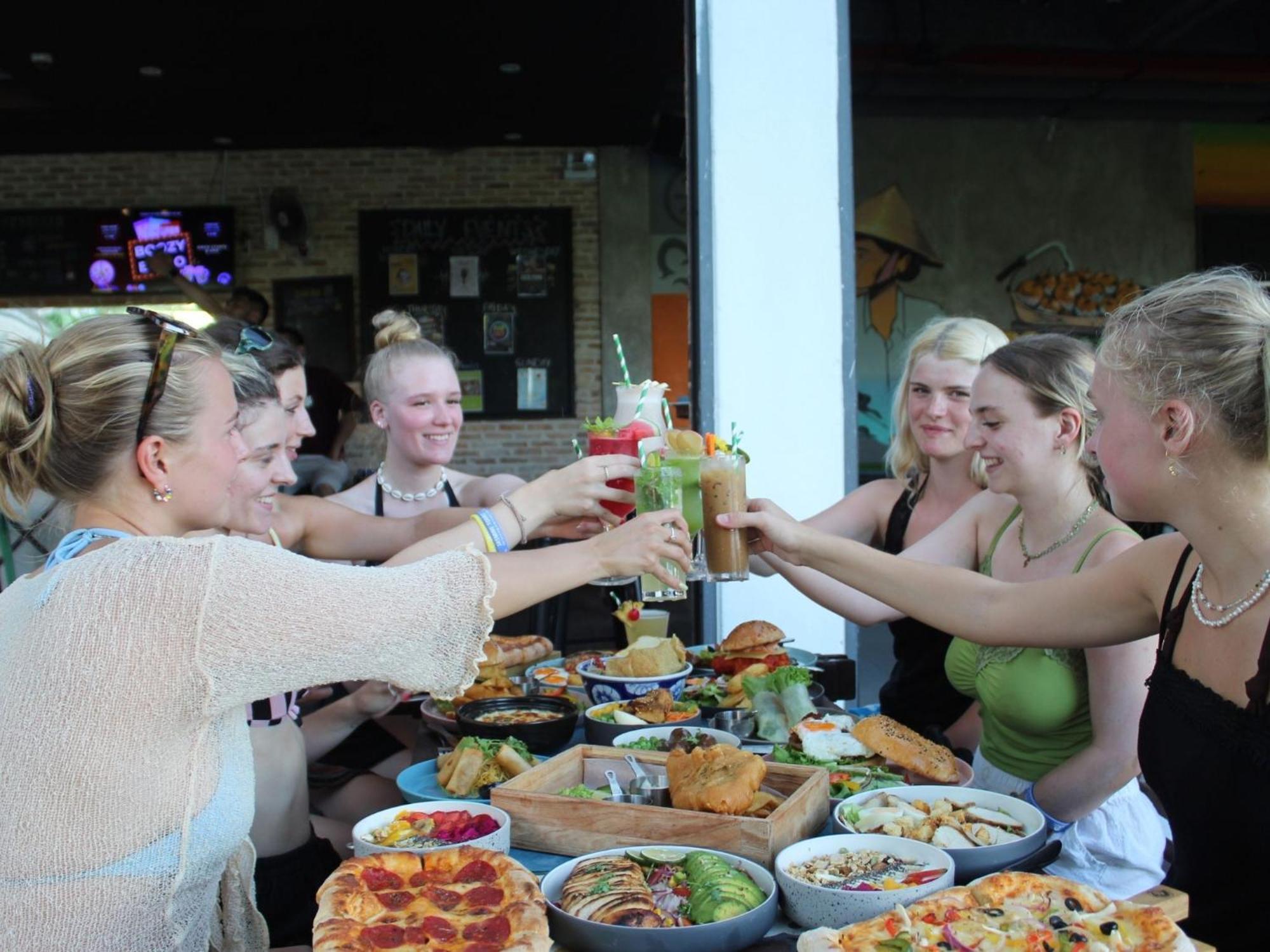 Mad Monkey Hoi An Hostel Εξωτερικό φωτογραφία